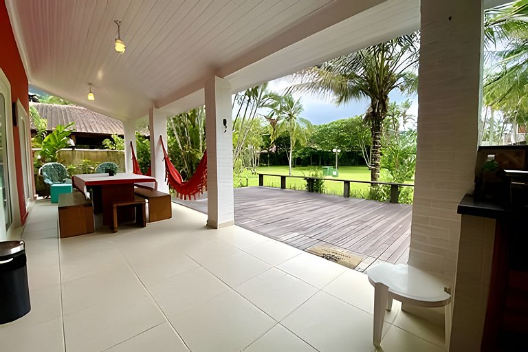 Saíra: Casa Vermelha