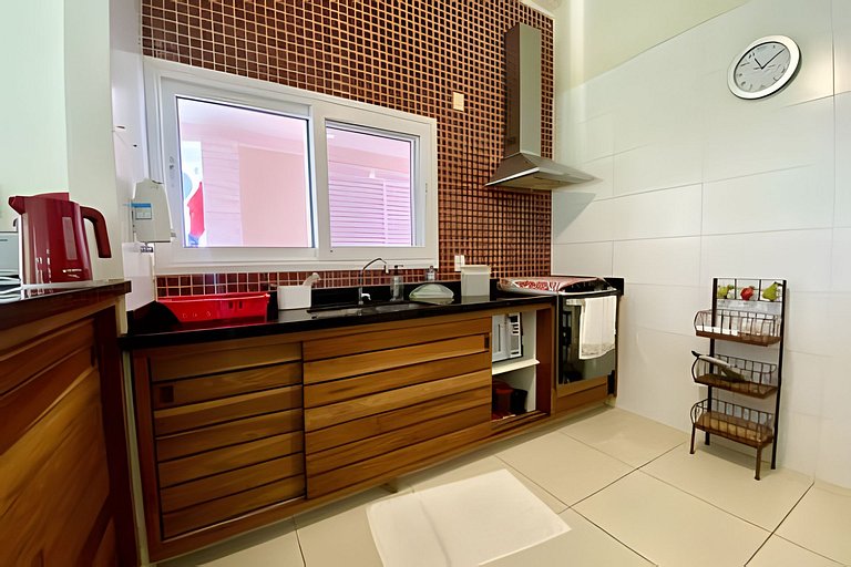 Saíra: Casa Vermelha
