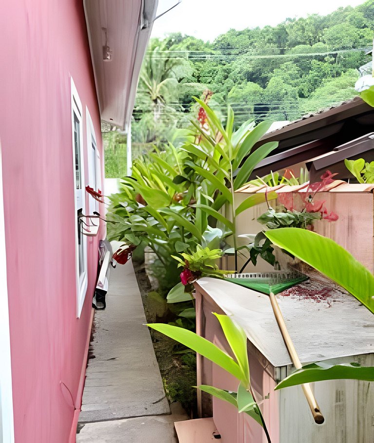 Saíra: Casa Vermelha