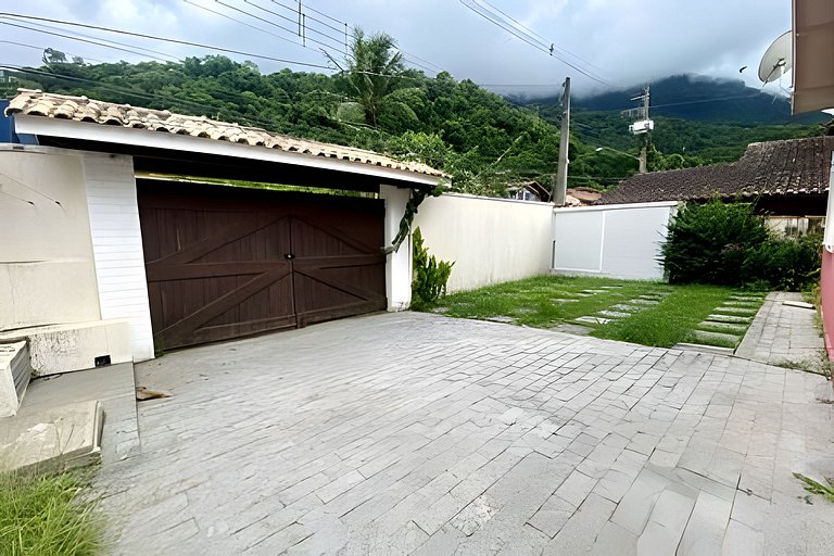 Saíra: Casa Vermelha
