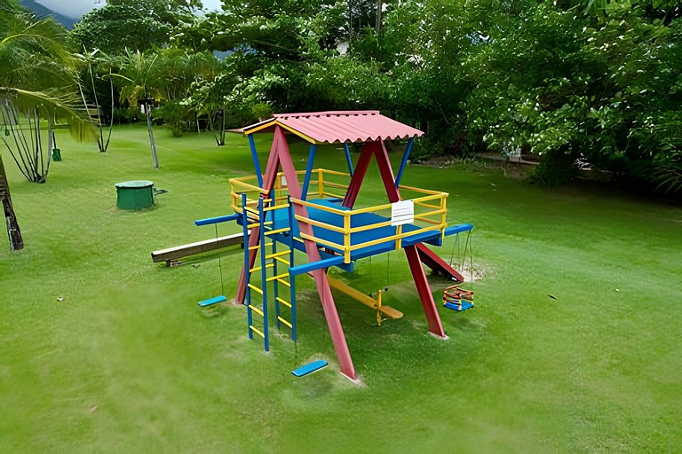 Saíra: Casa Vermelha