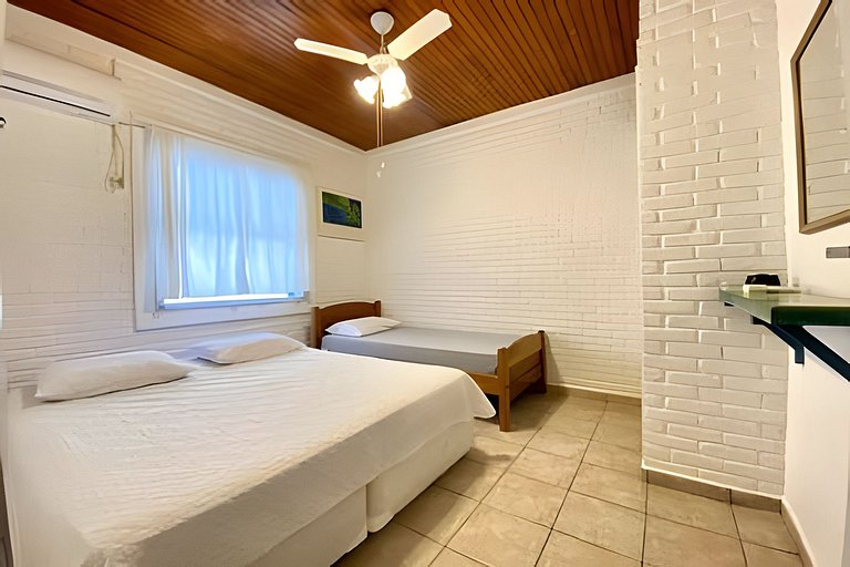 Saíra: Casa Azul Guaecá