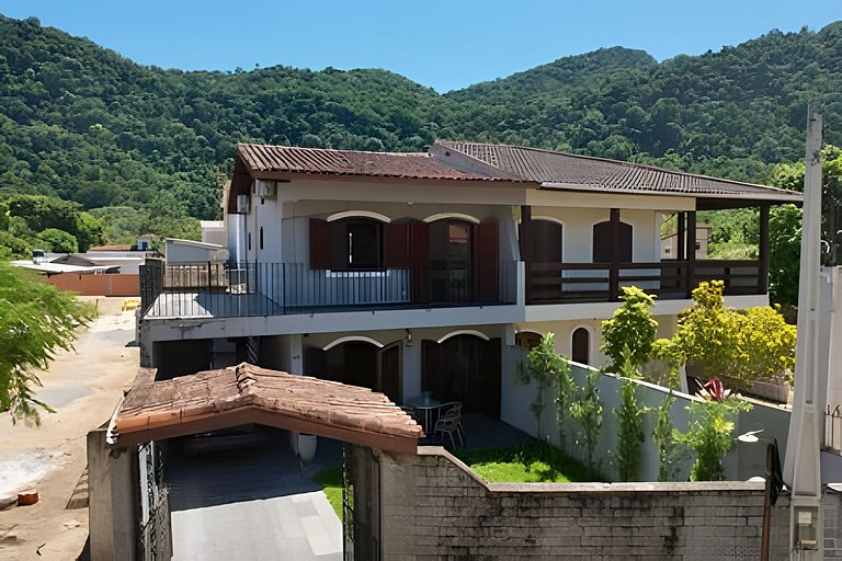 Saíra: Casa Barê
