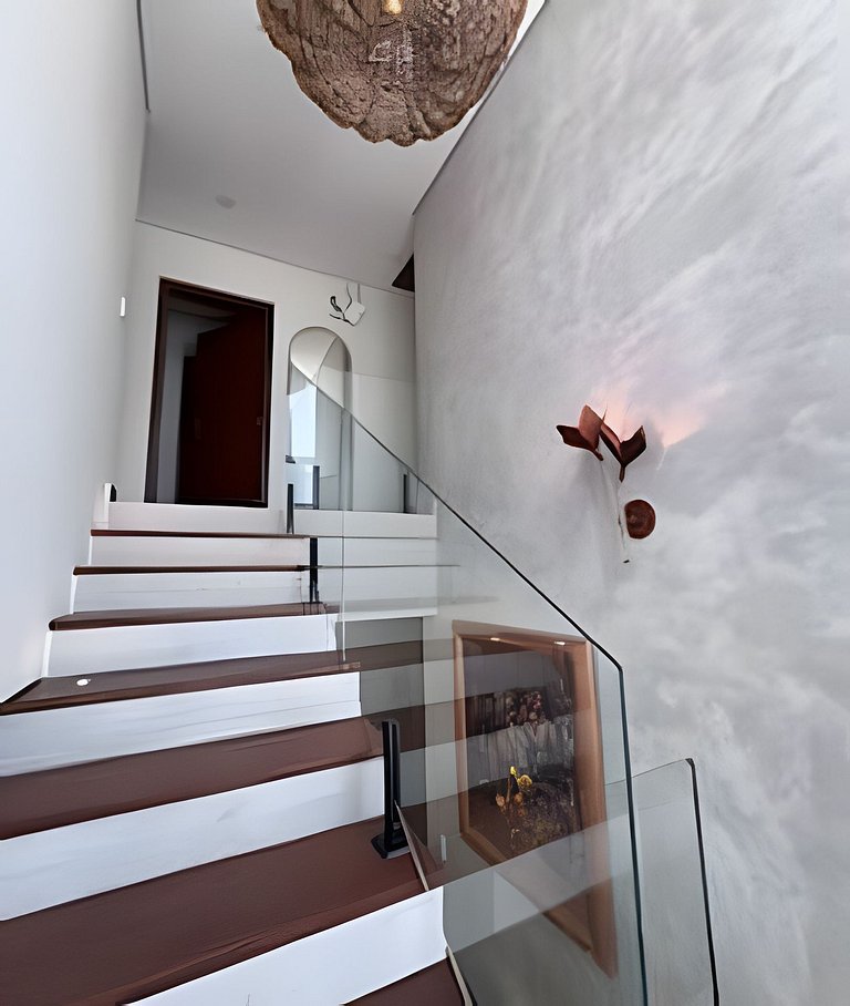 Saíra: Casa Rosa