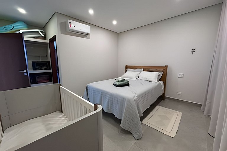 Saíra: Casa Rosa