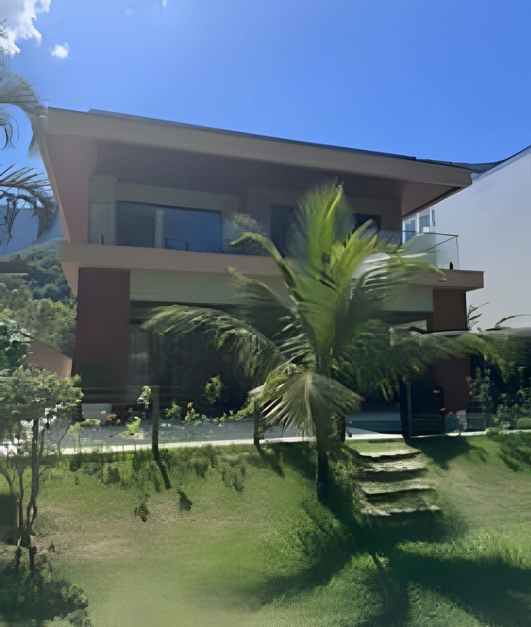 Saíra: Casa Rosa