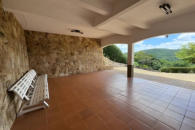 Saíra: Casa do Tobogã