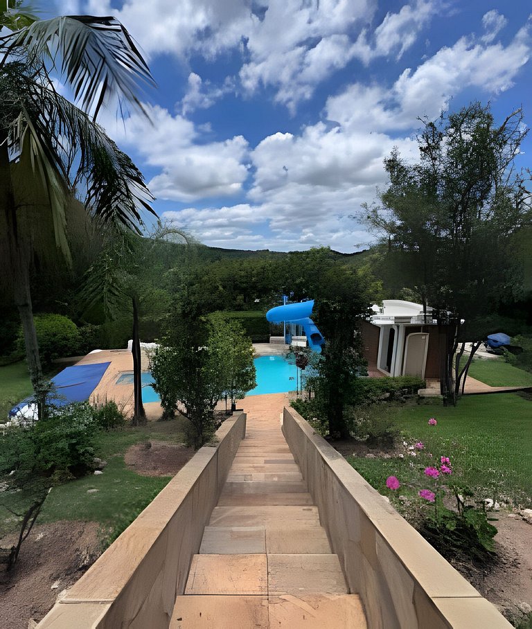 Saíra: Casa do Tobogã