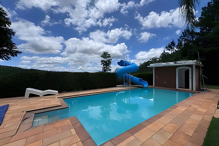 Saíra: Casa do Tobogã