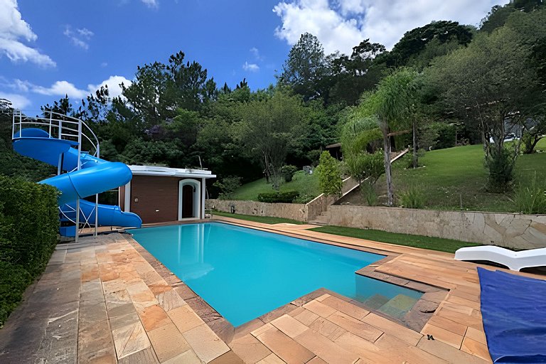 Saíra: Casa do Tobogã