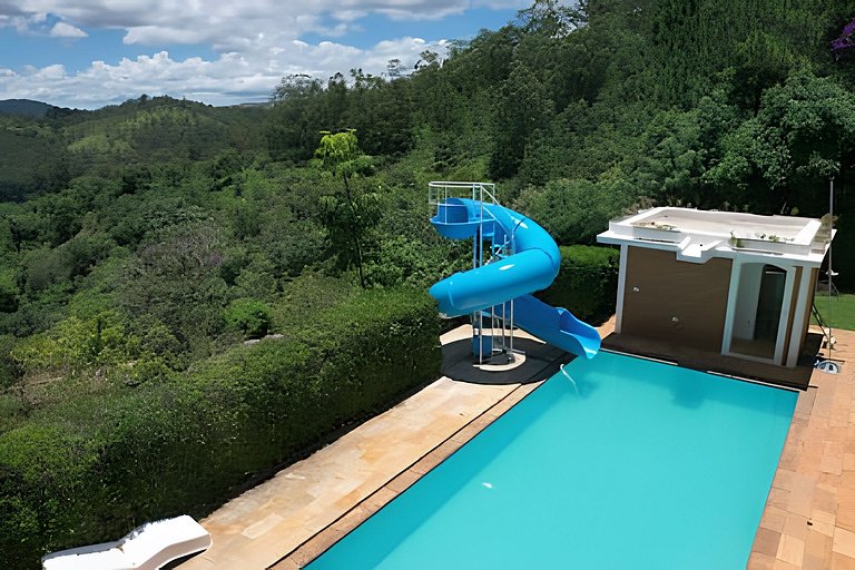 Saíra: Casa do Tobogã