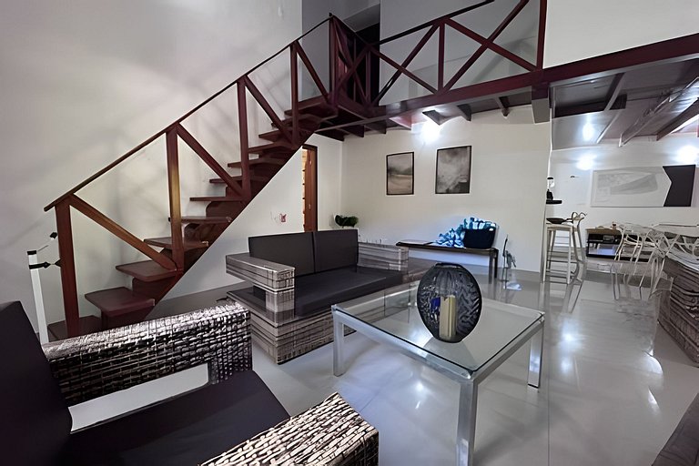 Saíra: Recanto em Camburizinho
