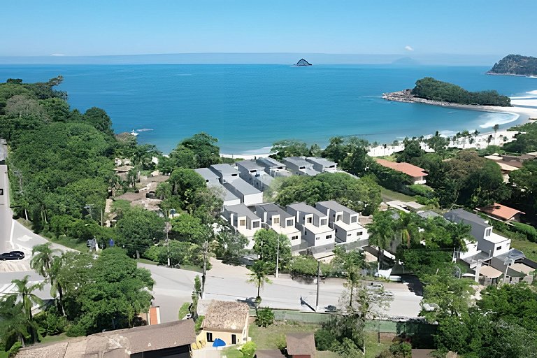 Saíra: Recanto em Camburizinho