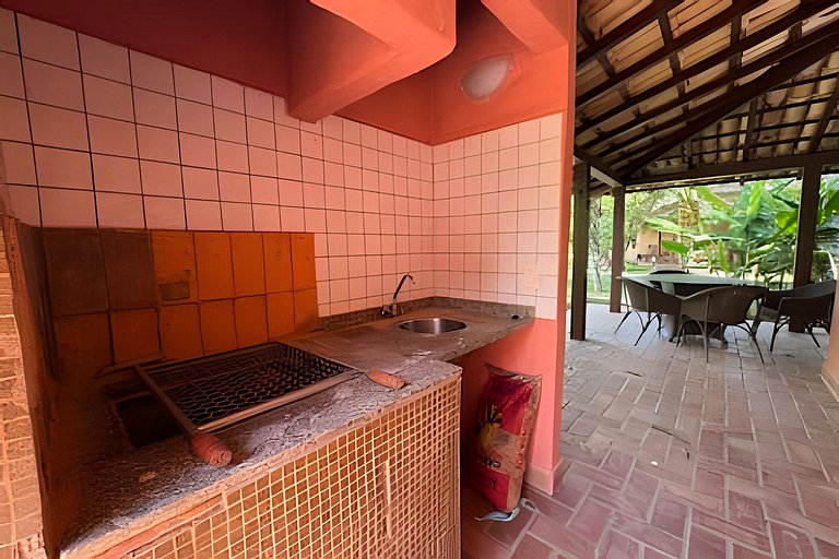 Saíra: Recanto em Camburizinho