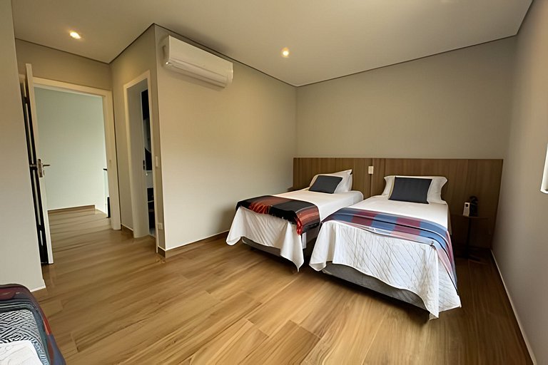 Saíra: Casa Cardoso